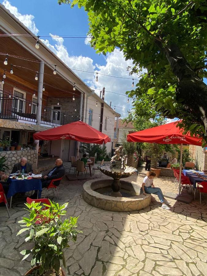 Hotel Traveler Sighnaghi Extérieur photo