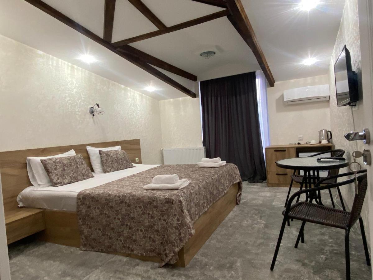 Hotel Traveler Sighnaghi Extérieur photo