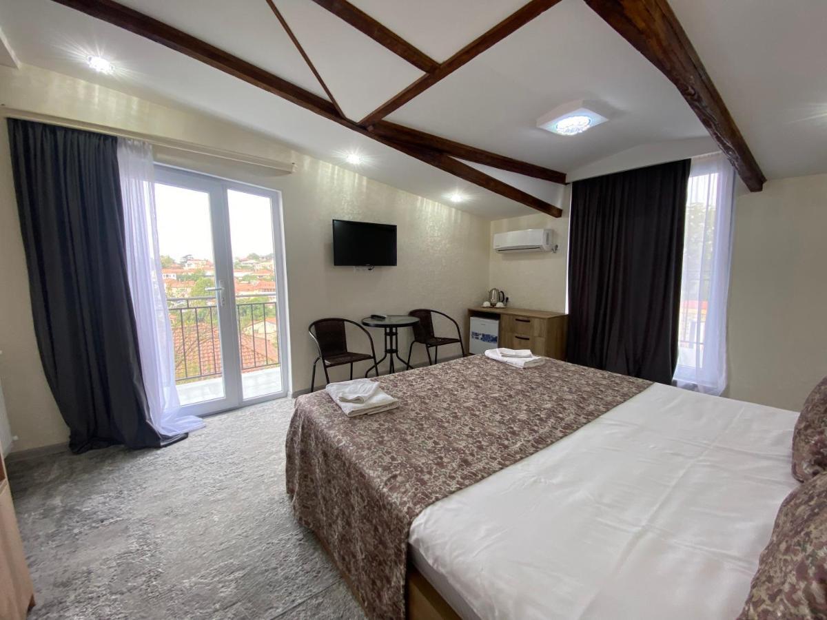 Hotel Traveler Sighnaghi Extérieur photo