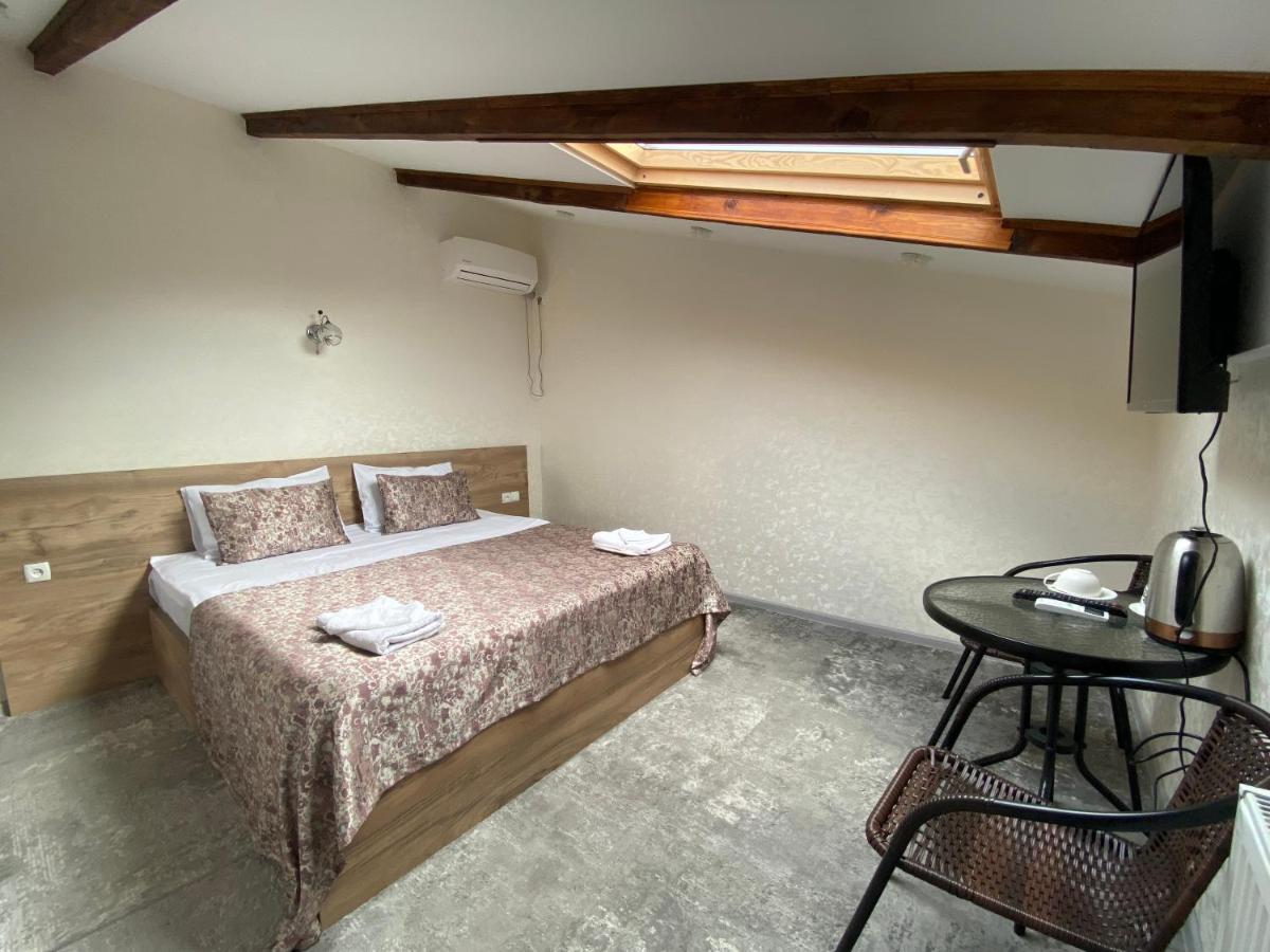 Hotel Traveler Sighnaghi Extérieur photo