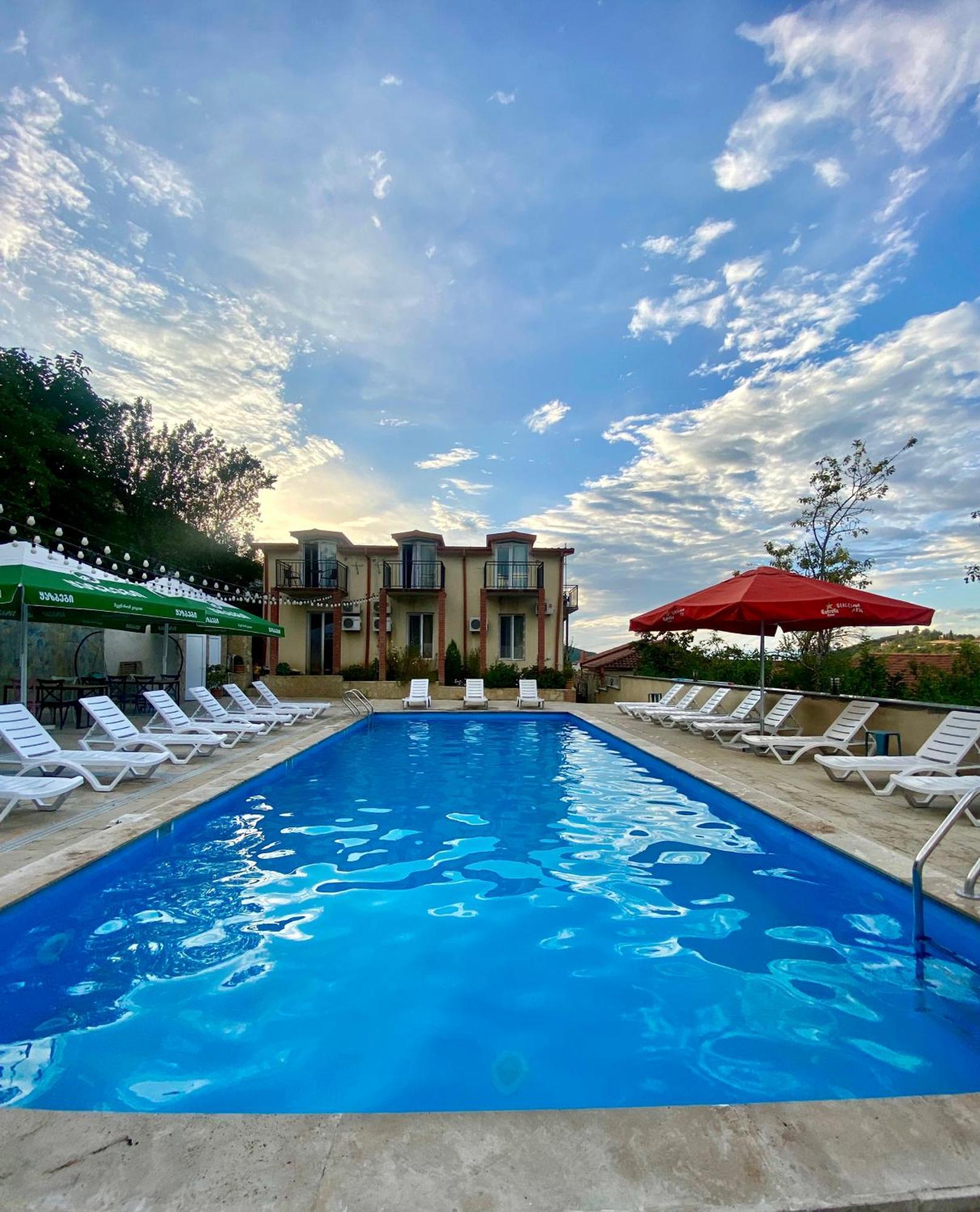 Hotel Traveler Sighnaghi Extérieur photo