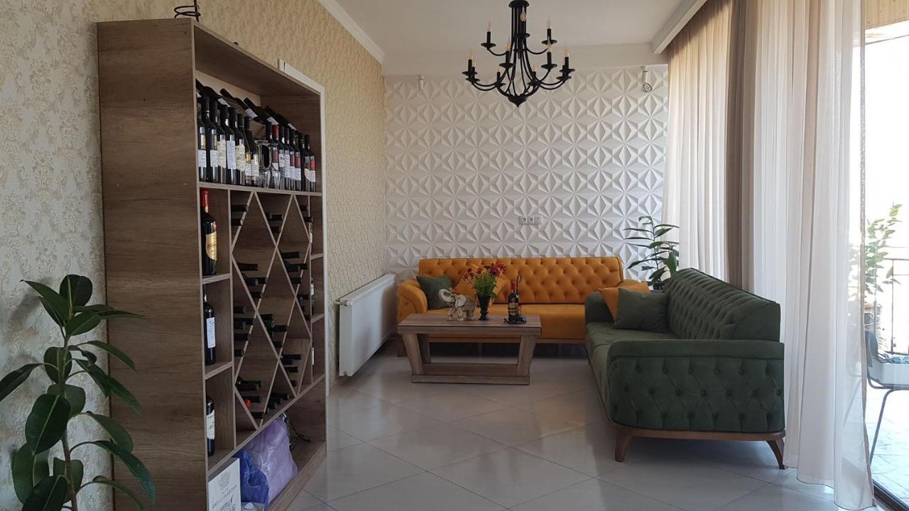 Hotel Traveler Sighnaghi Extérieur photo